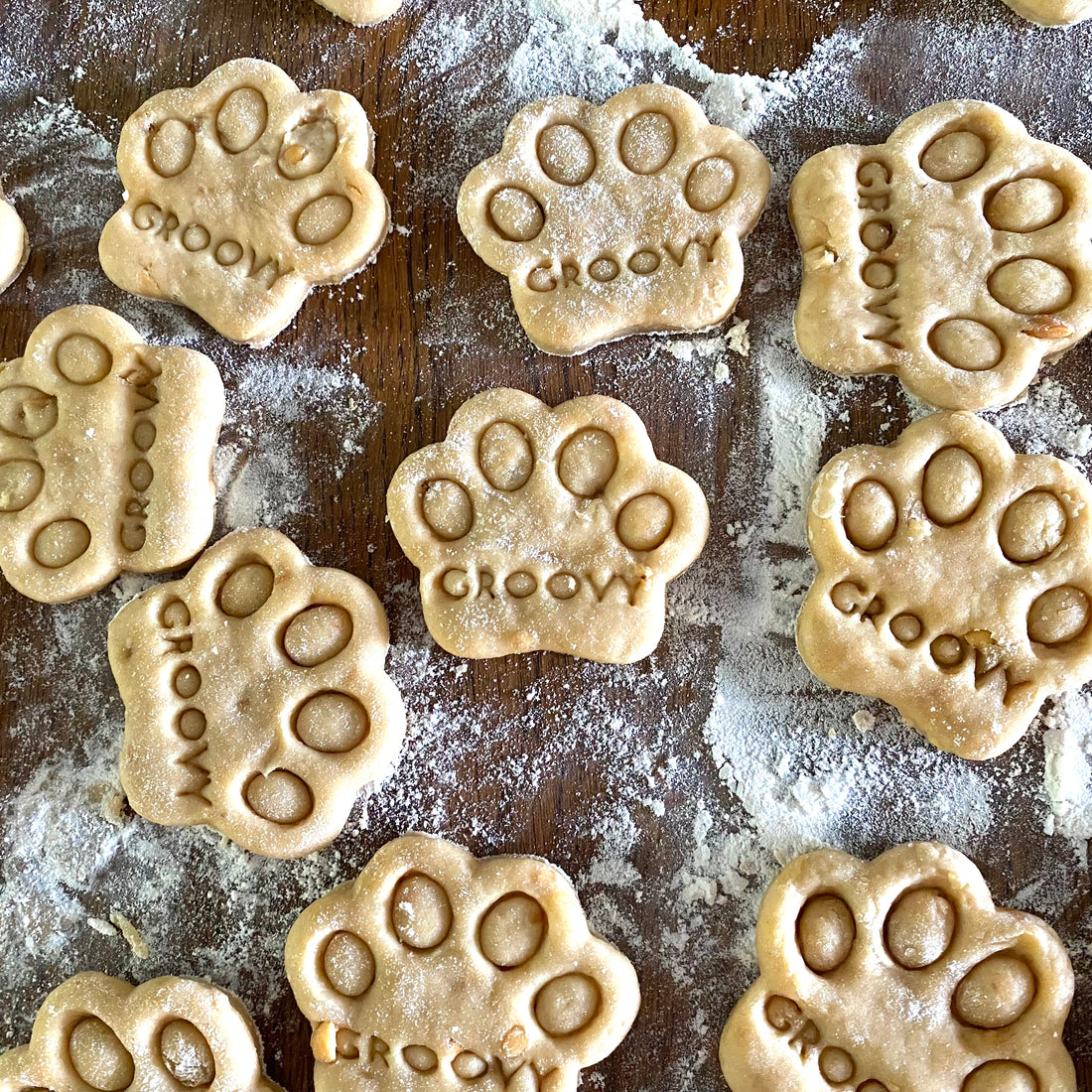 Simple Dog Treat Recipe: Peanut Butter & Banana Cookies